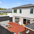 12 17Awallathroad thumb